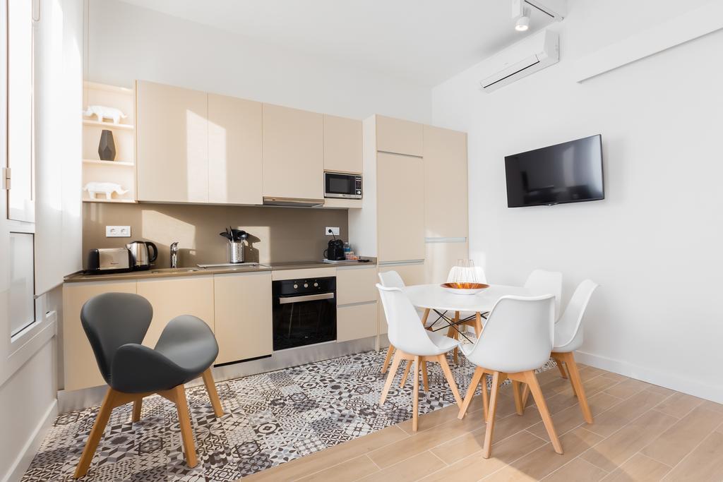 Barcelona Apartments Marina 124 Екстериор снимка