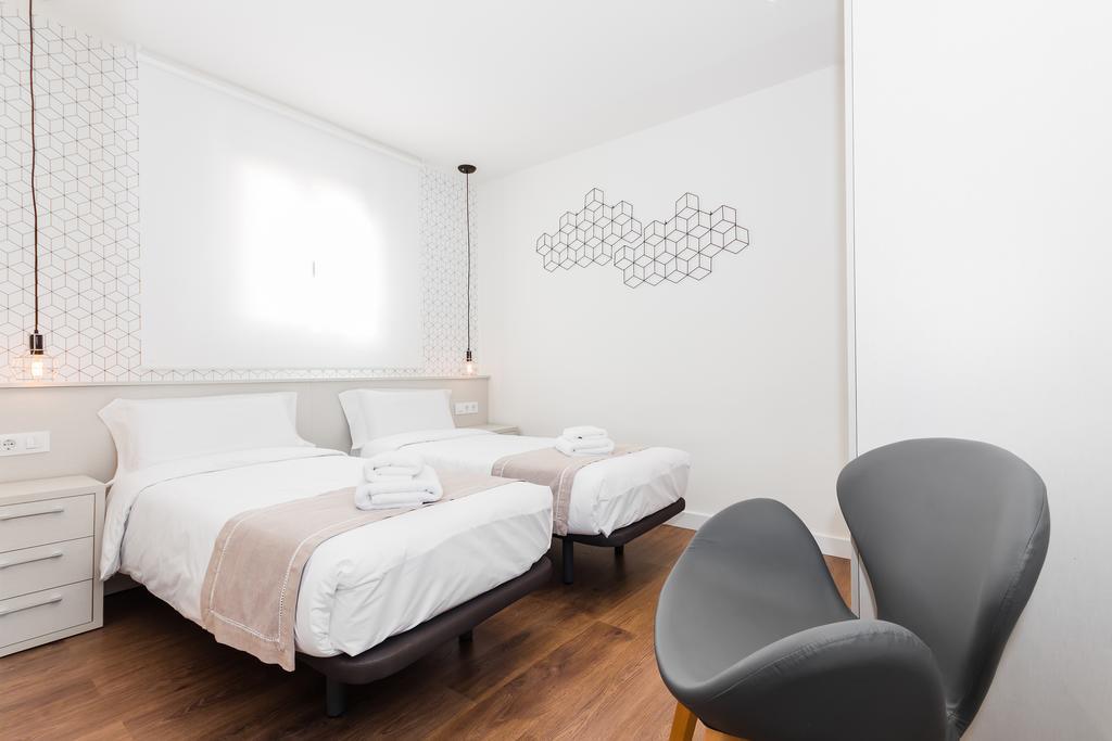 Barcelona Apartments Marina 124 Екстериор снимка