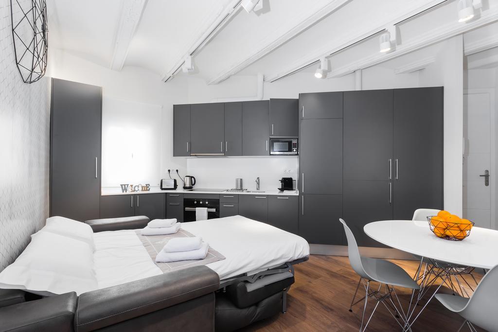 Barcelona Apartments Marina 124 Екстериор снимка