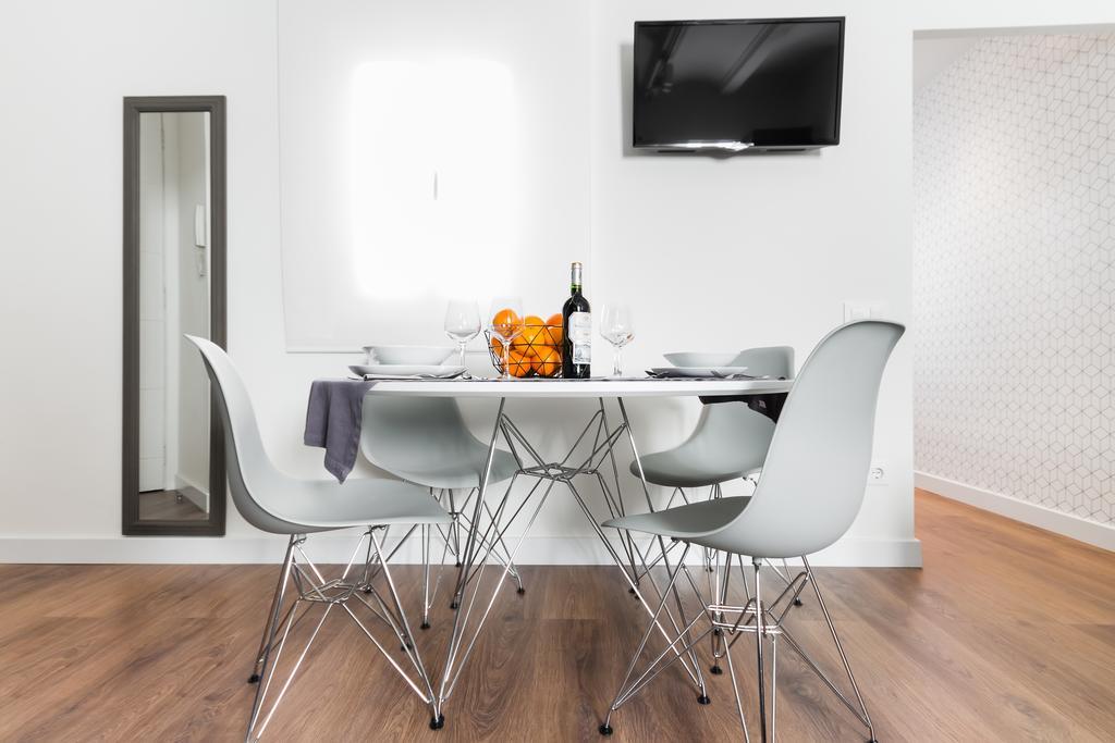 Barcelona Apartments Marina 124 Екстериор снимка