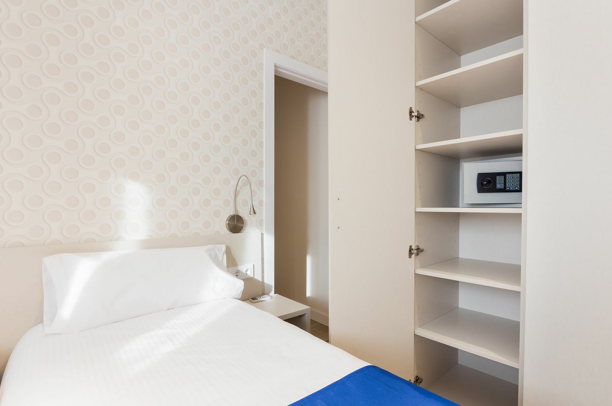 Barcelona Apartments Marina 124 Екстериор снимка
