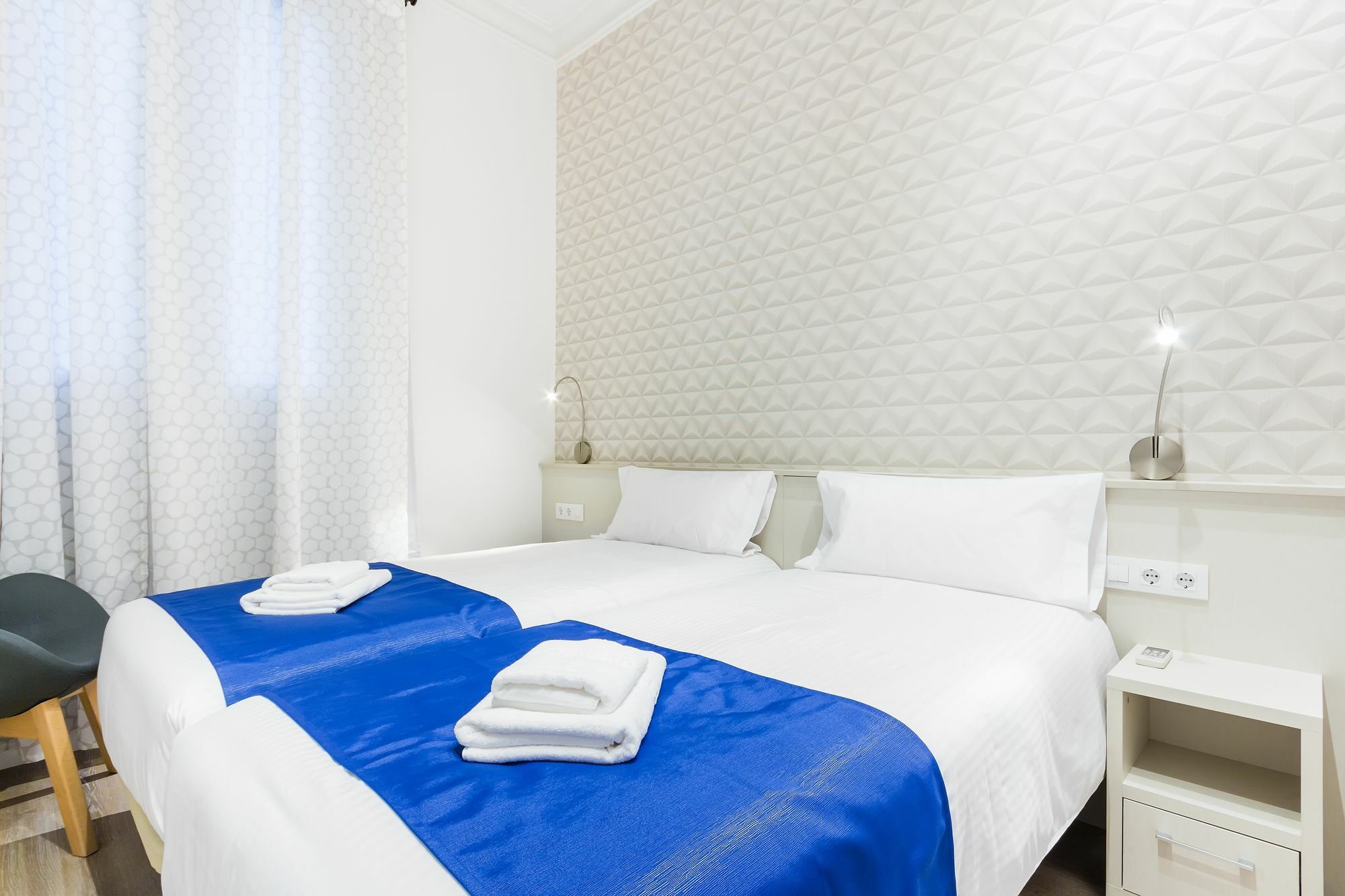 Barcelona Apartments Marina 124 Екстериор снимка