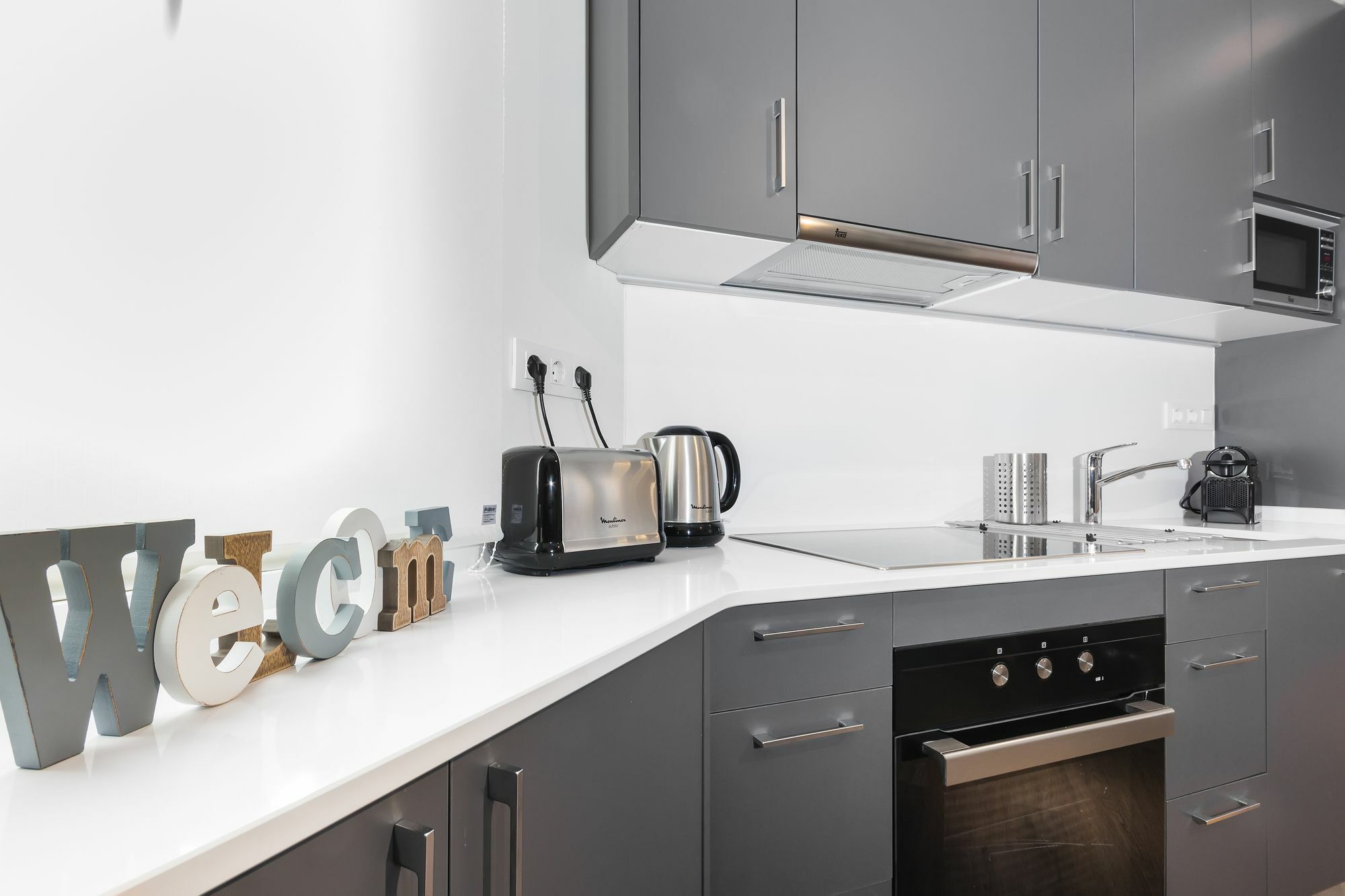 Barcelona Apartments Marina 124 Екстериор снимка